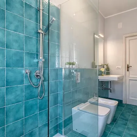 Blu Vintage - Magnolia Holidays