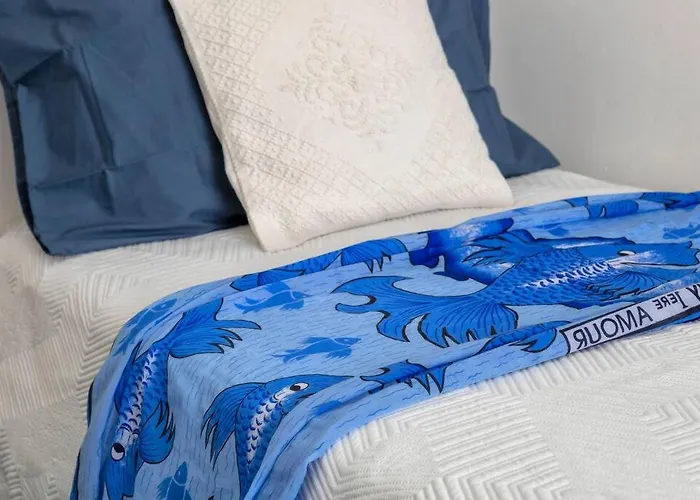 Blu Vintage - Magnolia Holidays